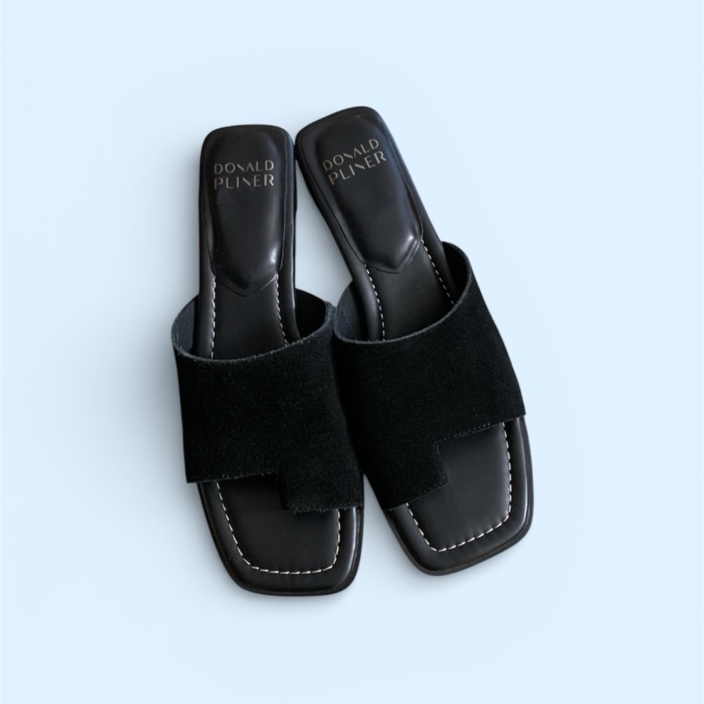 Donald J. Pliner Women's Black Suede Slide in kitten heels with square shape toe